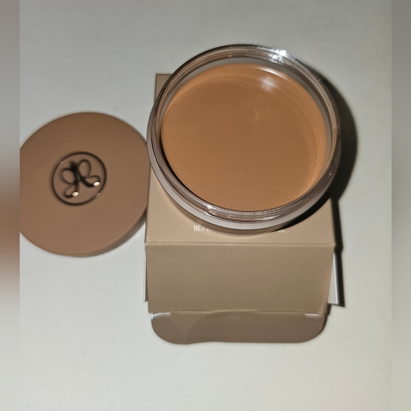 Anastasia Beverly Hills Matte Contour and Sculp Bronzer - Picture 2 of 3